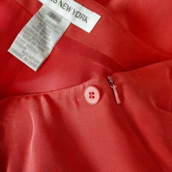 JONES NEW YORK 100% Silk Light Mini Skirt Red Sz M - Picture 9 of 9